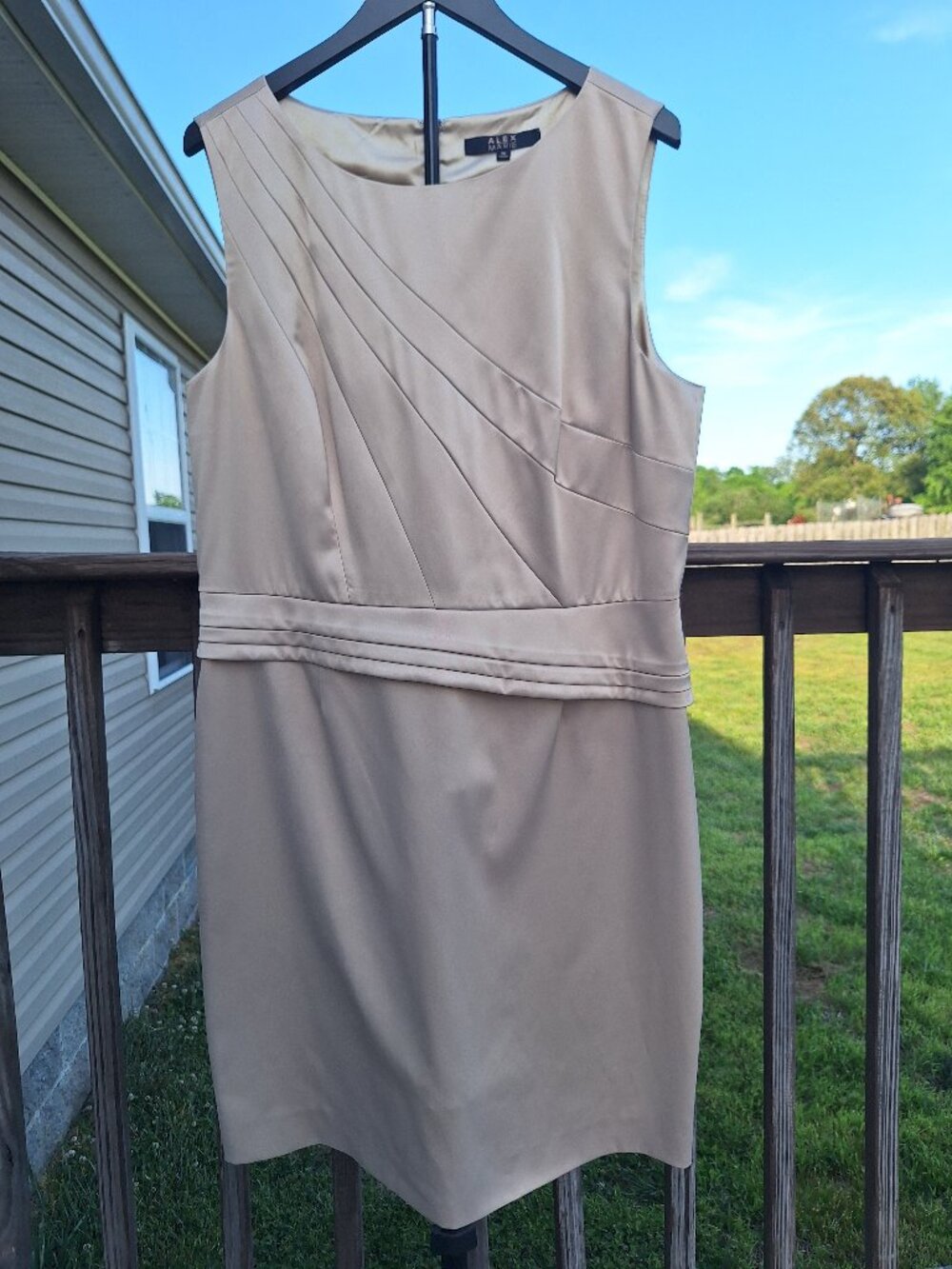 Alex Marie Champagne Satin Sleeveless Pleated Waist Sheath Dress Sz 16